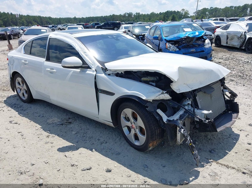 2018 JAGUAR XE SAJAR4FX9JCP37222