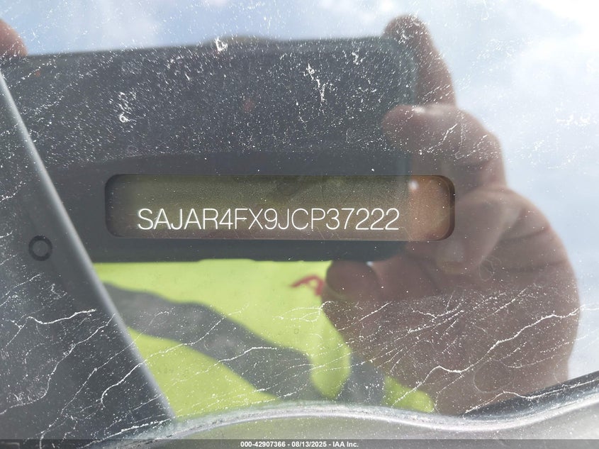 2018 JAGUAR XE SAJAR4FX9JCP37222