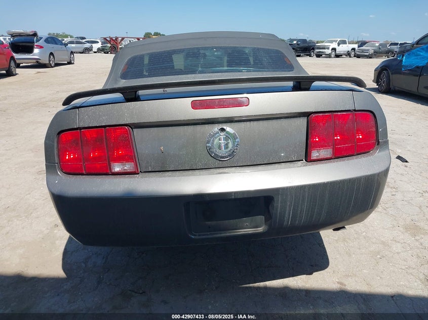 2005 Ford Mustang VIN: 1ZVHT84N255195346 Lot: 42907433