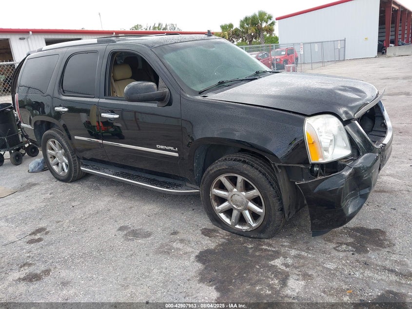 2013 GMC YUKON DENALI - 1GKS2EEF9DR318380
