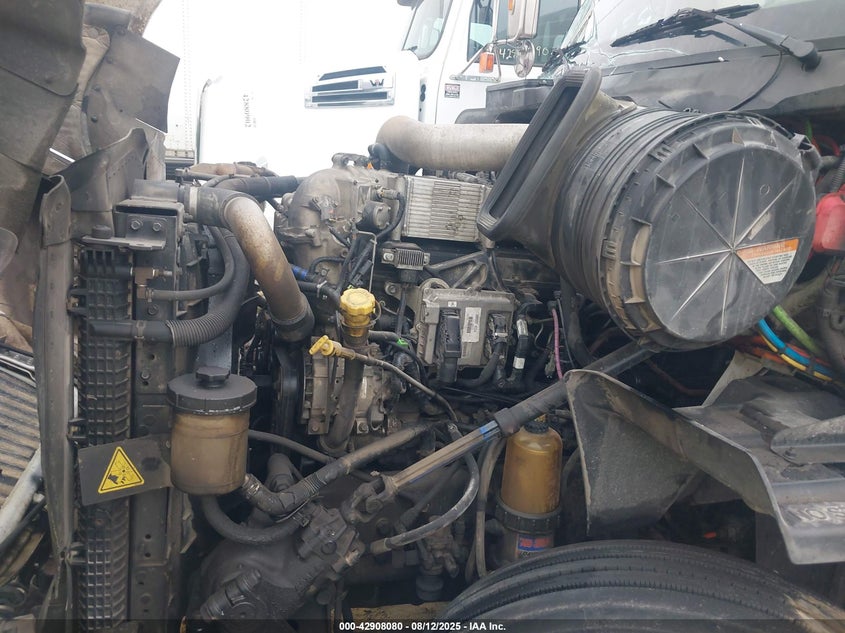 2011 International Prostar Premium VIN: 3HSCUSJR9BN345992 Lot: 42908080