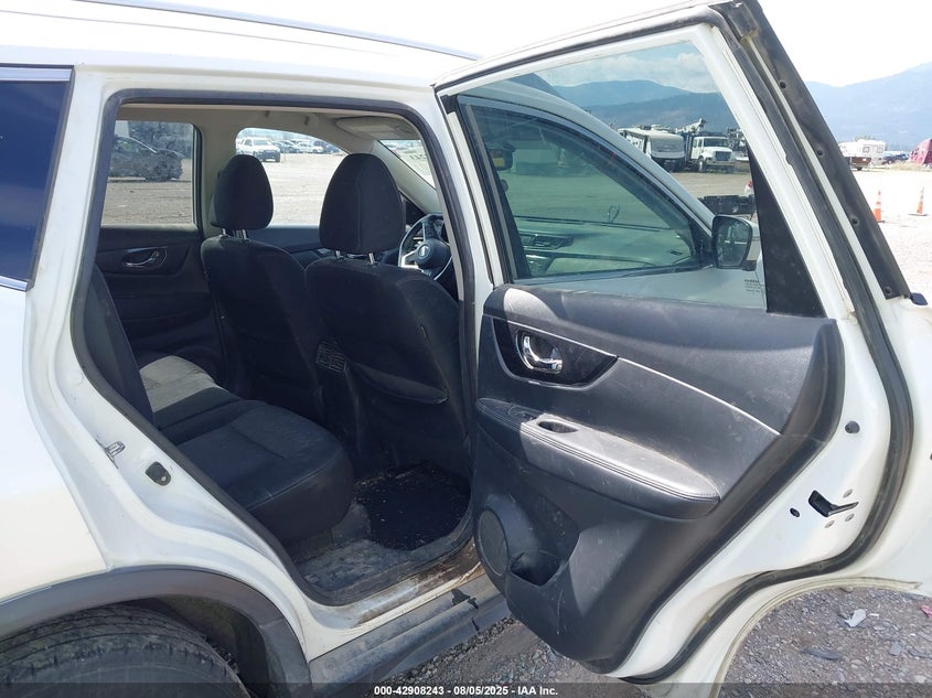 2017 Nissan Rogue 2.5 Sv White Lot 111042908243 Vin KNMAT2MV4HP521934