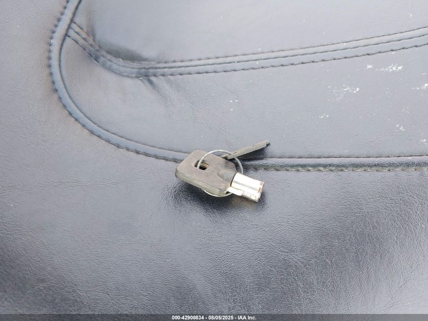 2011 Harley-Davidson Flstc VIN: 1HD1BW511BB025532 Lot: 42908834