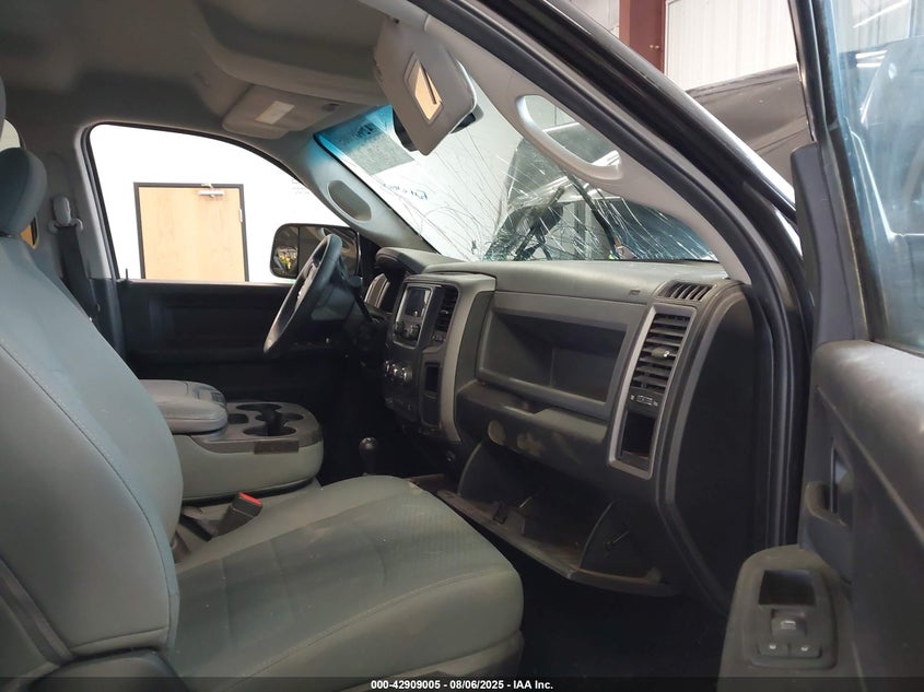 2018 RAM 2500 TRADESMAN  4X4 8' BOX - 3C6UR5HJXJG308542