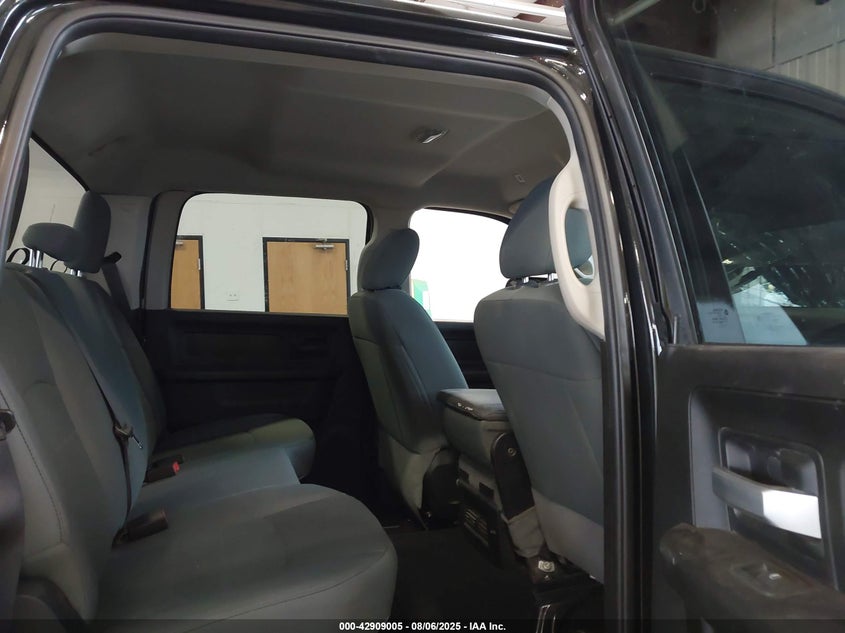 2018 RAM 2500 TRADESMAN  4X4 8' BOX - 3C6UR5HJXJG308542