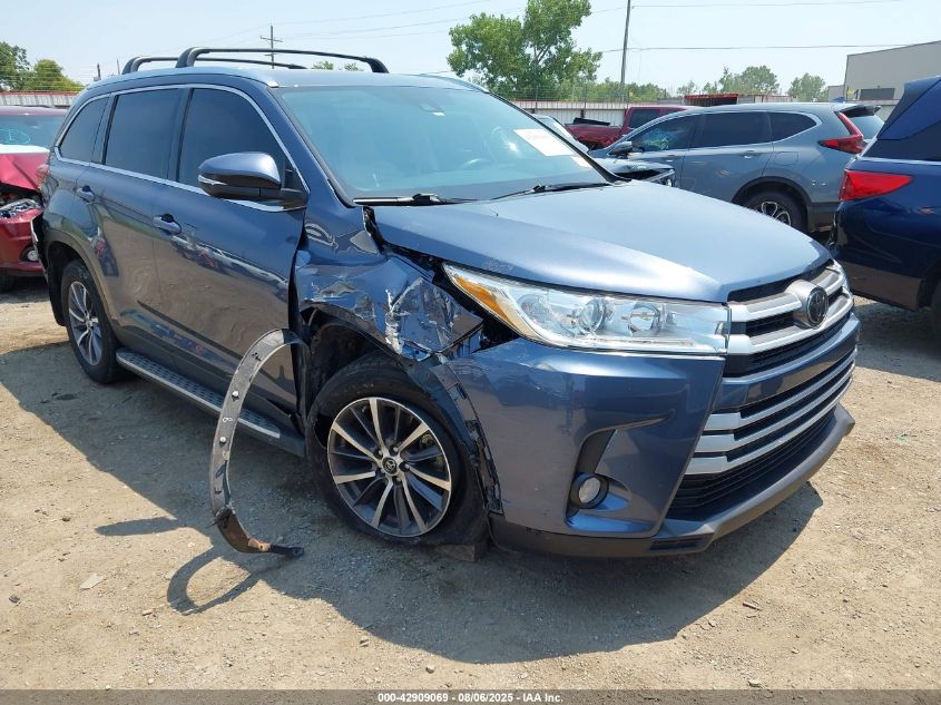 2019 TOYOTA HIGHLANDER XLE - 5TDKZRFH9KS322443