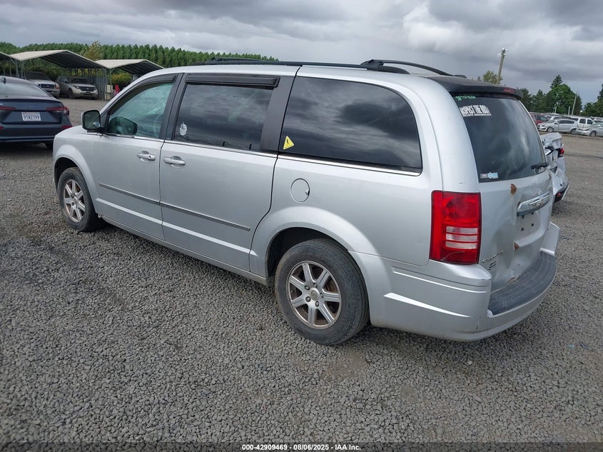 2A4RR5D11AR450836 2010 CHRYSLER TOWN & COUNTRY photo no. 3