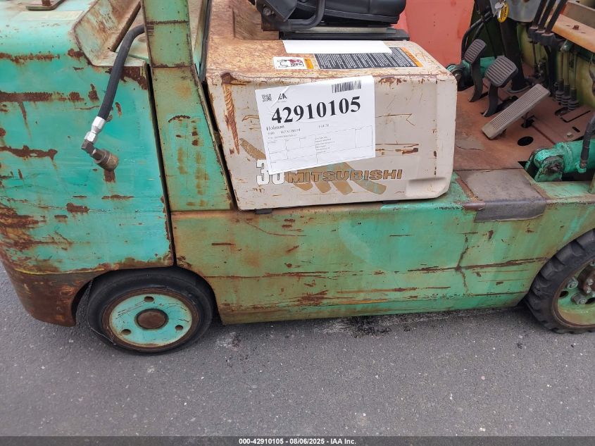 2000 Mitsubishi Fgc30 VIN: 0AF80000003B00249 Lot: 42910105