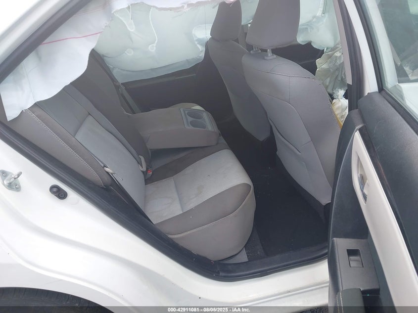 2017 TOYOTA COROLLA LE - 5YFBURHE6HP623495