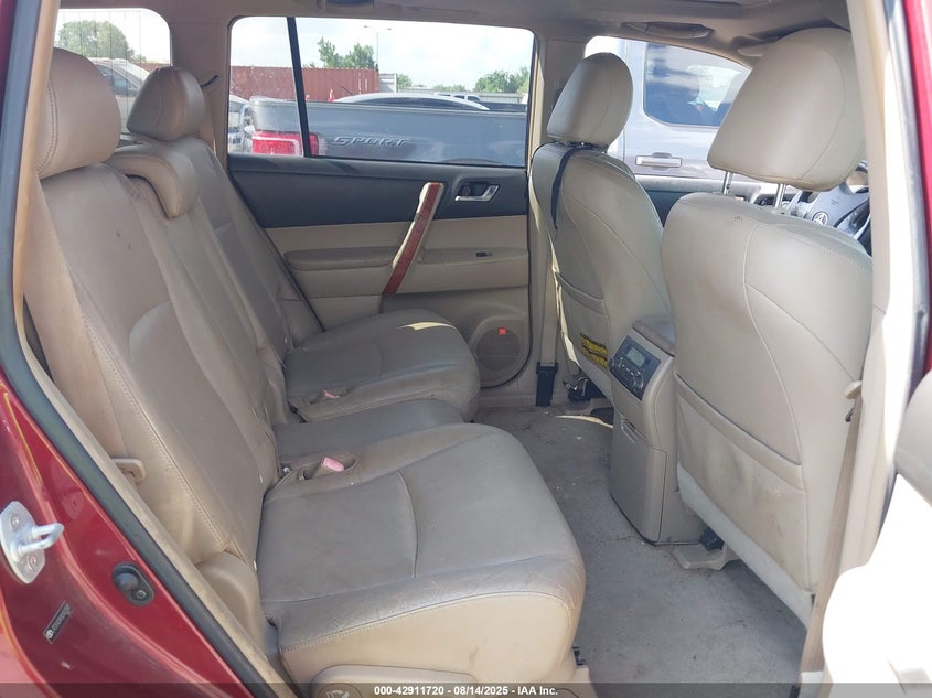 2008 Toyota Highlander Limited VIN: JTEDS42AX82007283 Lot: 42911720
