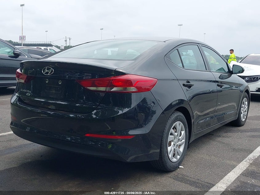 2018 HYUNDAI ELANTRA SE - 5NPD74LF7JH262803