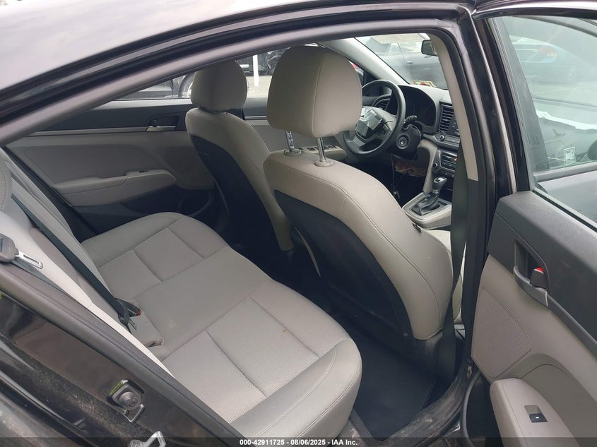 2018 HYUNDAI ELANTRA SE - 5NPD74LF7JH262803