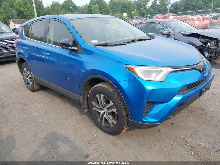JTMBFREV0JJ186067 2018 Toyota Rav4 Le auction photo 1