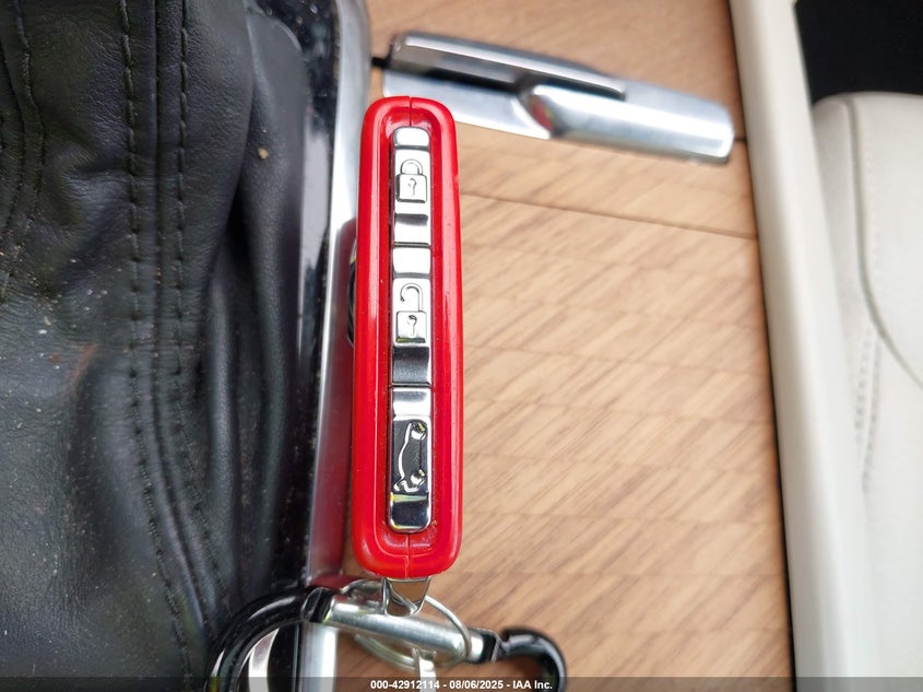 2021 VOLVO XC90 T6 MOMENTUM 6 PASSENGER - YV4A221K3M1754176