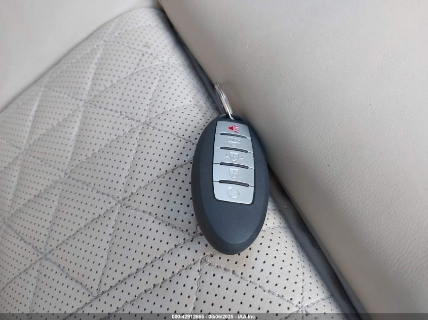 2017 Nissan Maxima 3.5 Platinum VIN: 1N4AA6AP6HC421950 Lot: 42912665