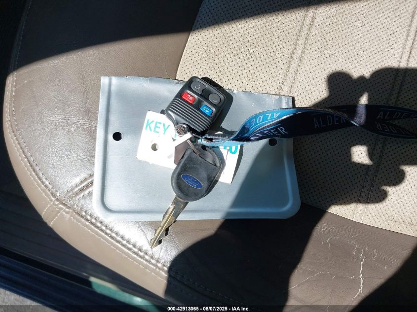 2002 Ford Explorer Eddie Bauer VIN: 1FMZU74W42UB60800 Lot: 42913065