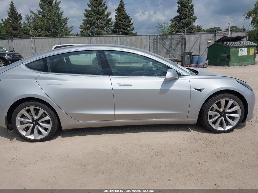 2018 Tesla Model 3 Long Range/Performance VIN: 5YJ3E1EB7JF087610 Lot: 42913515