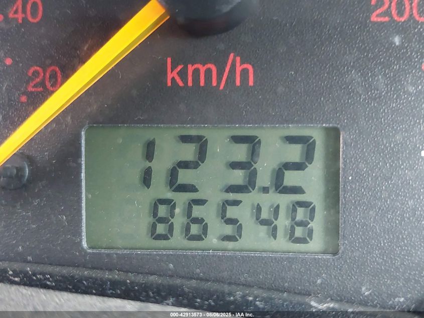 2002 Ford Focus Zx3 VIN: 3FAFP31342R140657 Lot: 42913573