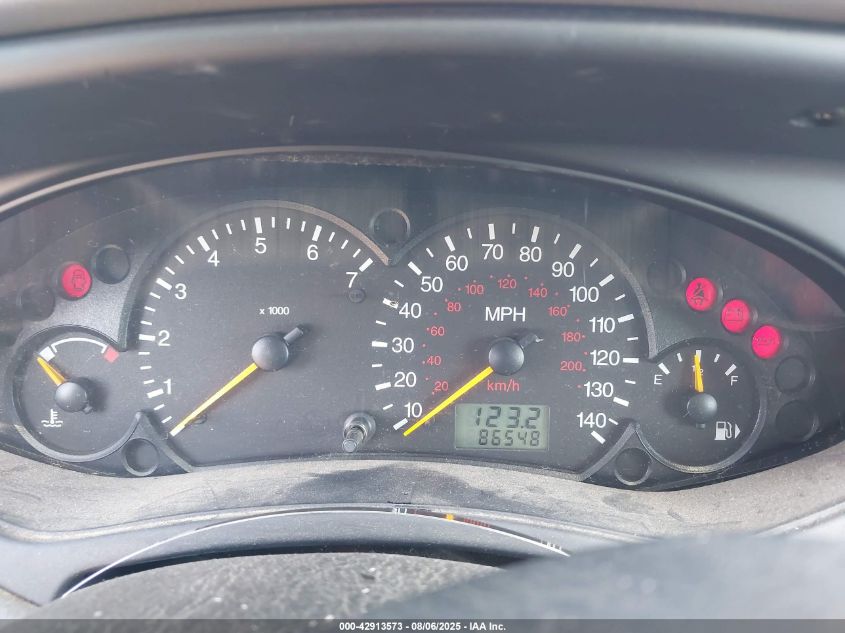 2002 Ford Focus Zx3 VIN: 3FAFP31342R140657 Lot: 42913573