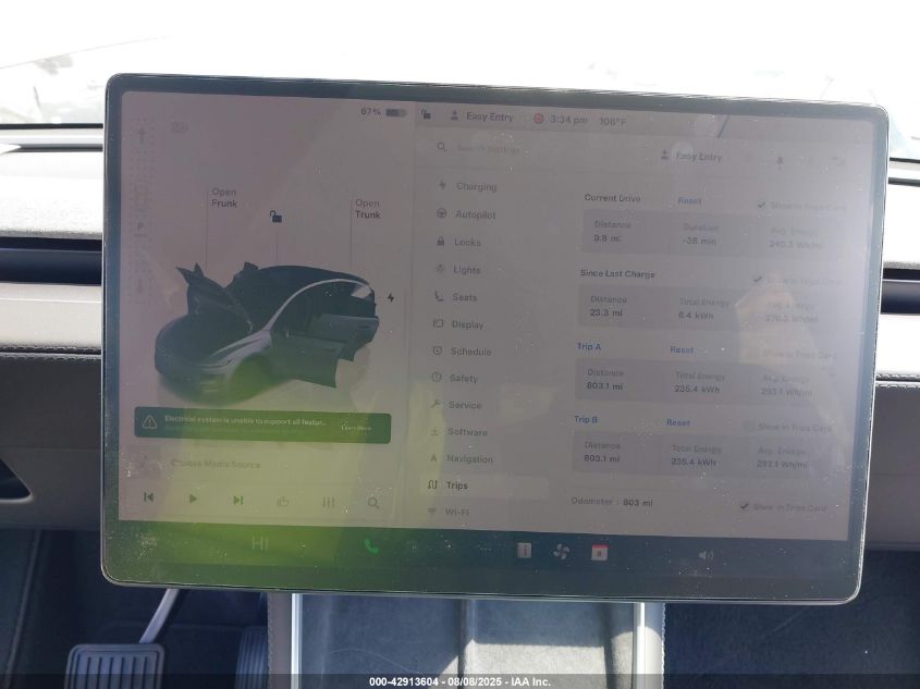 2026 Tesla Model Y VIN: 7SAYGDEE9TA428228 Lot: 42913604