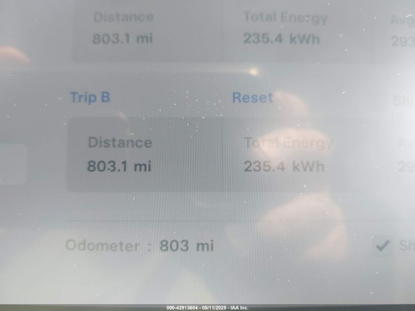 2026 Tesla Model Y VIN: 7SAYGDEE9TA428228 Lot: 42913604