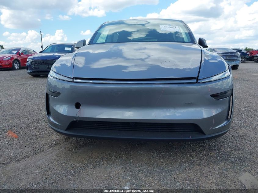 2026 Tesla Model Y VIN: 7SAYGDEE9TA428228 Lot: 42913604