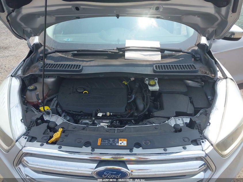 2017 FORD ESCAPE SE - 1FMCU9GD4HUE37689