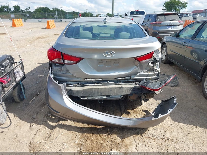 2015 HYUNDAI ELANTRA SE - 5NPDH4AE8FH614656