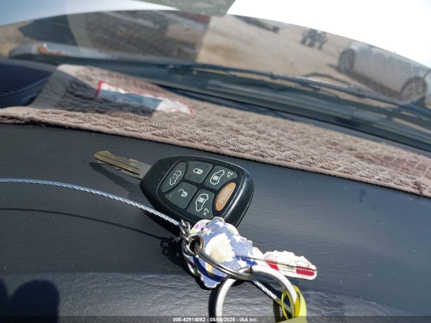 2005 Chrysler Town & Country Touring VIN: 2C8GP54L85R268429 Lot: 42914082