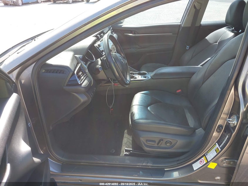2019 TOYOTA CAMRY XSE 4T1B61HK4KU733209