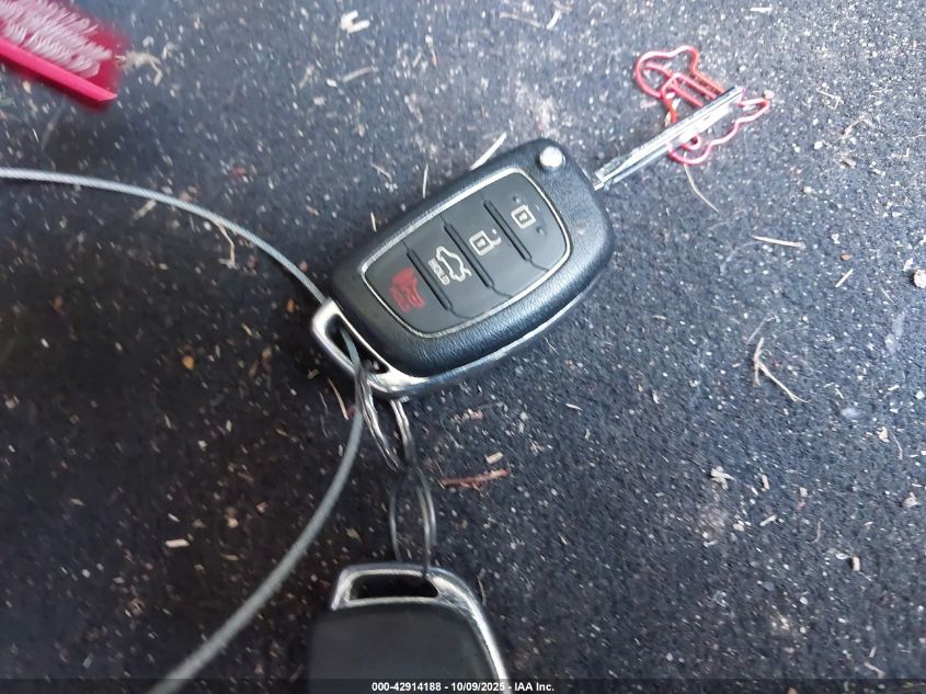 2017 Hyundai Sonata Se VIN: 5NPE24AF1HH574812 Lot: 42914188