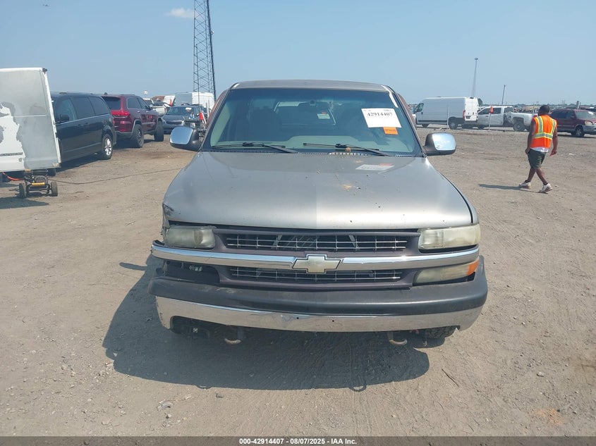 2000 Chevrolet Silverado 1500 Ls VIN: 2GCEC19T8Y1312440 Lot: 42914407