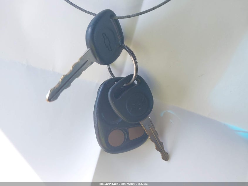 2000 Chevrolet Silverado 1500 Ls VIN: 2GCEC19T8Y1312440 Lot: 42914407