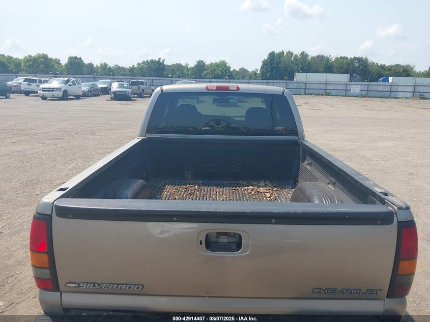 2000 Chevrolet Silverado 1500 Ls VIN: 2GCEC19T8Y1312440 Lot: 42914407