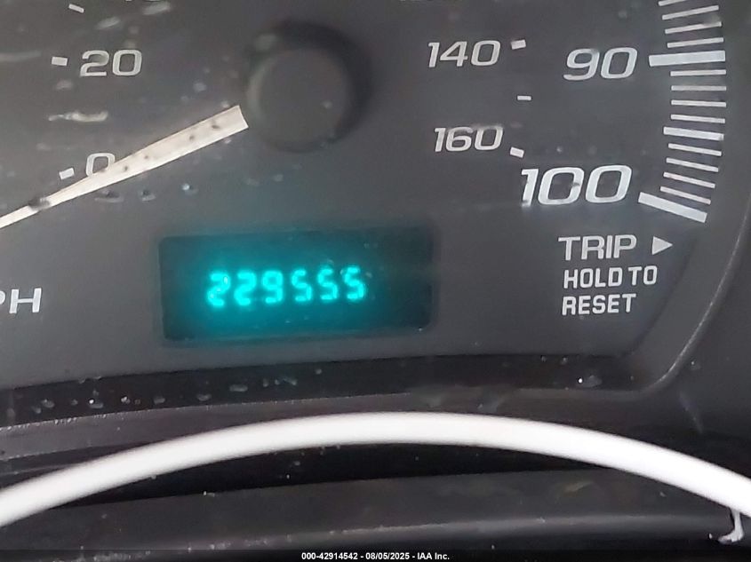 2004 Chevrolet Express VIN: 1GCFG15T541148028 Lot: 42914542