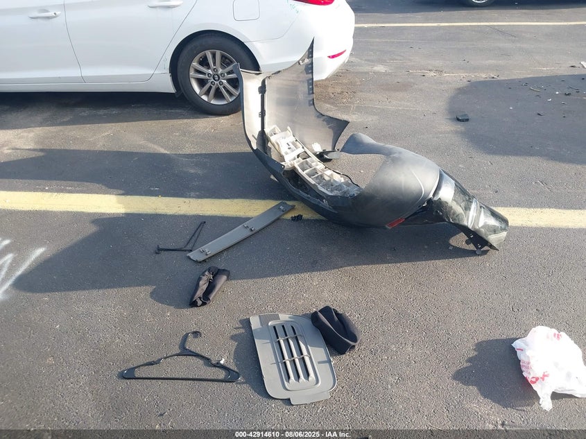 2016 CHEVROLET TRAVERSE 1LT 1GNKRGKD1GJ178308