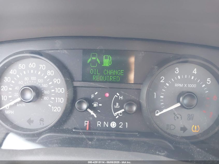 2008 Mercury Grand Marquis Ls VIN: 2MEFM75V68X662298 Lot: 42915114