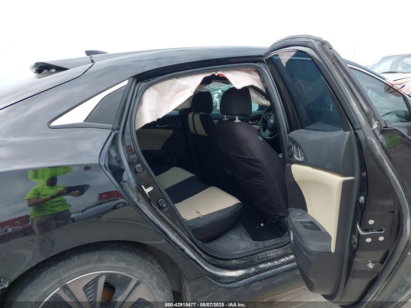 2018 HONDA CIVIC EX SHHFK7H52JU233330