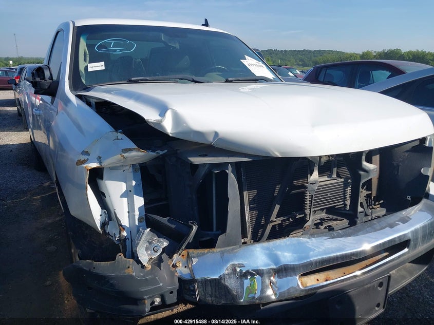 2008 Chevrolet Silverado 1500 Work Truck white truck gasoline 1GCEC14C48Z211135 photo #1