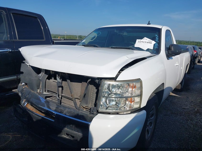 2008 Chevrolet Silverado 1500 Work Truck white truck gasoline 1GCEC14C48Z211135 photo #3