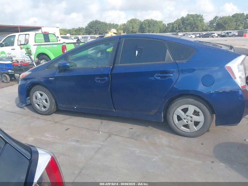 2011 Toyota Prius Two VIN: JTDKN3DU1B5331040 Lot: 42916414