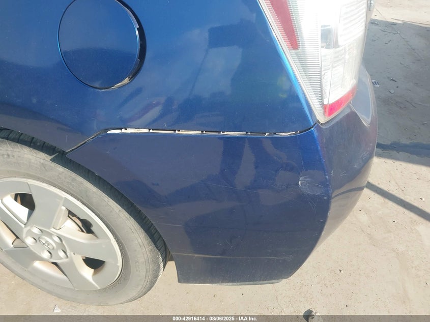 2011 Toyota Prius Two VIN: JTDKN3DU1B5331040 Lot: 42916414