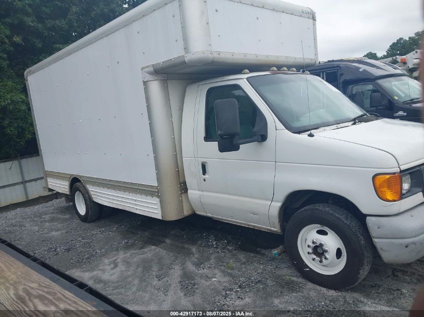 2007 Ford E-450 Cutaway VIN: 1FDXE45S27DA22887 Lot: 42917173
