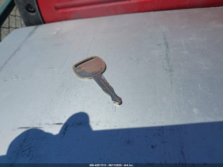 2006 Chevrolet Silverado 1500 Work Truck VIN: 1GCEC19V56E109406 Lot: 42917313