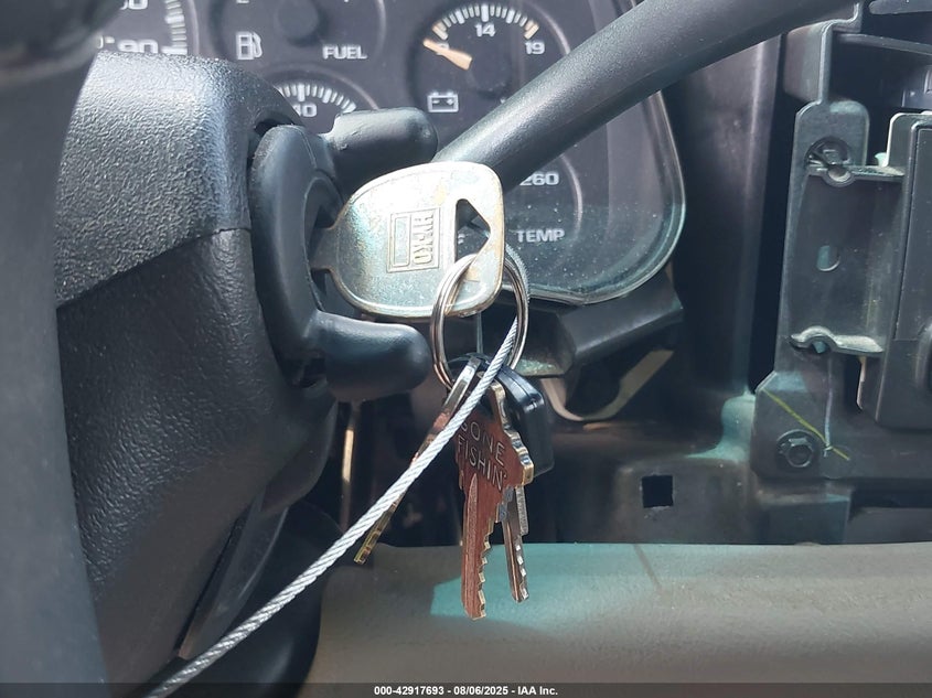 2000 Chevrolet Silverado 1500 Ls VIN: 2GCEK19T7Y1182489 Lot: 42917693