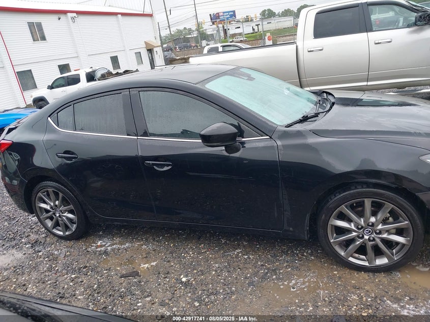 2018 MAZDA MAZDA3 TOURING - 3MZBN1V36JM216790