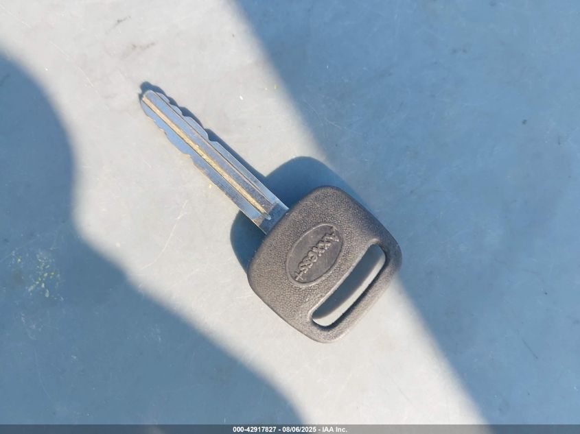 2001 Toyota Tundra Sr5 V8 VIN: 5TBBT44111S207661 Lot: 42917827