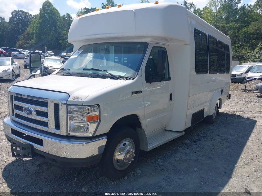 2017 Ford Econoline, Rear, IAAI, VIN 1FDEE3FS1HDC77662 — photo 2
