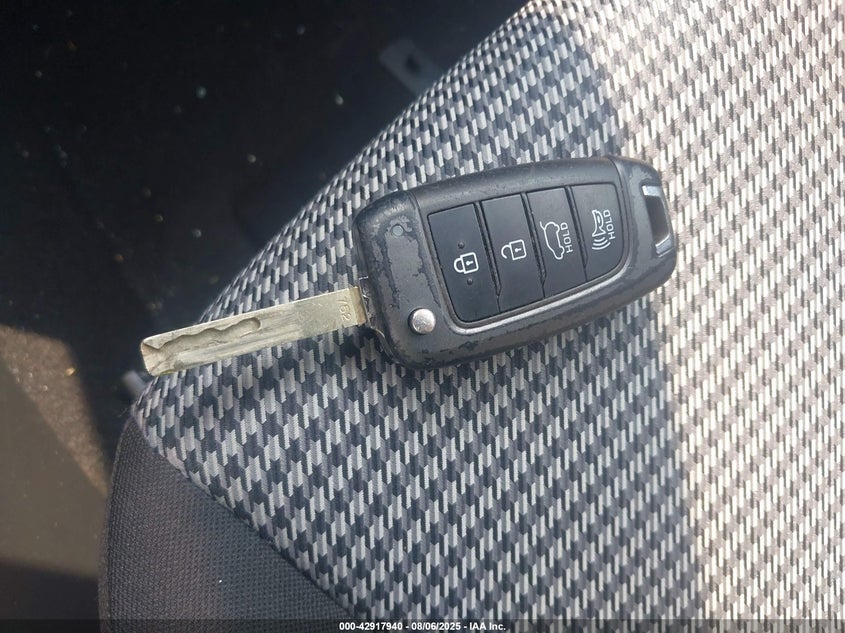 2021 HYUNDAI KONA SE - KM8K1CAAXMU728174