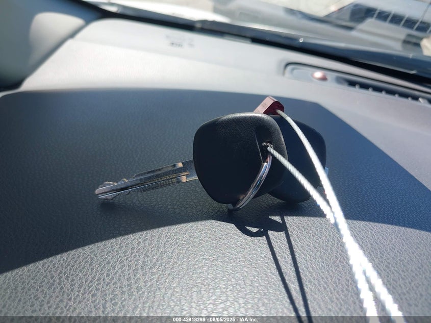 2018 TOYOTA COROLLA SE - 2T1BURHE0JC063236